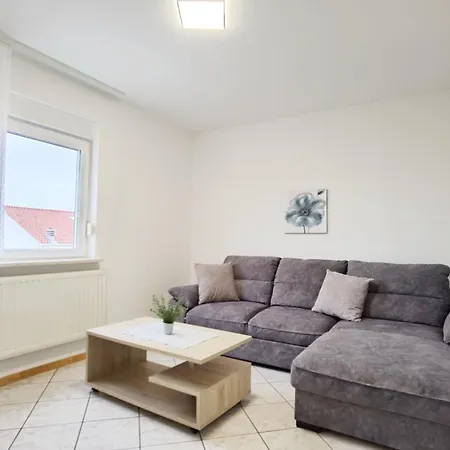 Lilu Apartman *