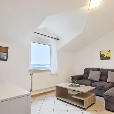 Apartman Lilu *